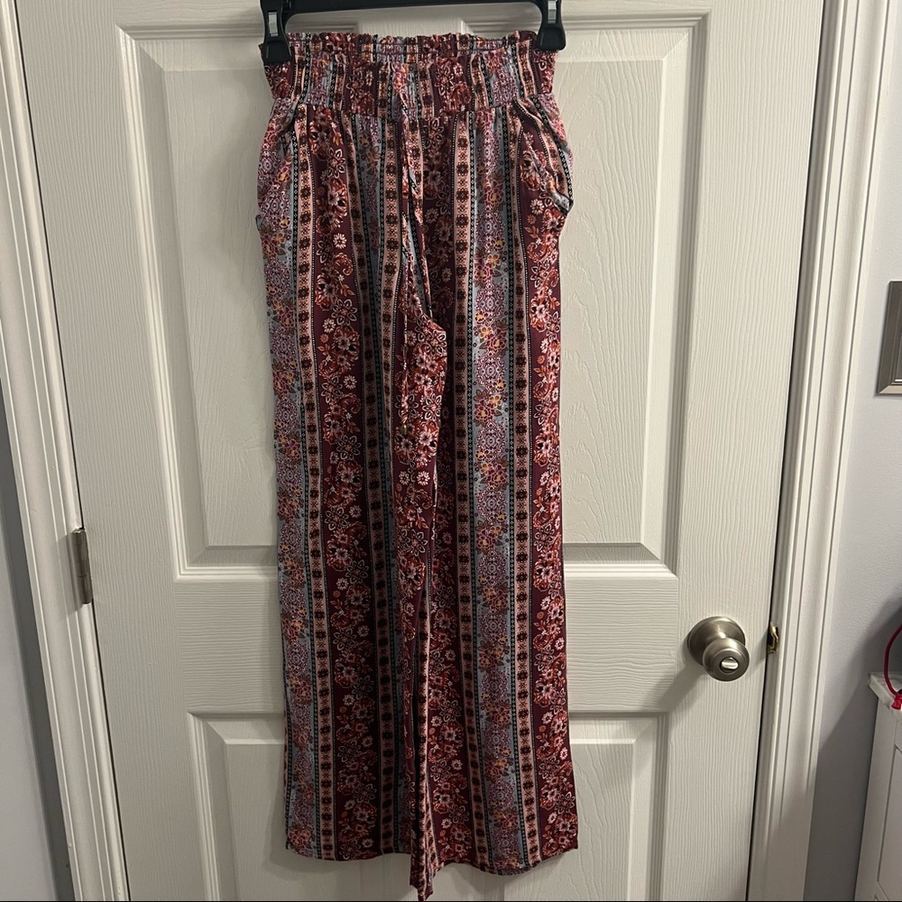 Women’s Flowy Patterned Pants